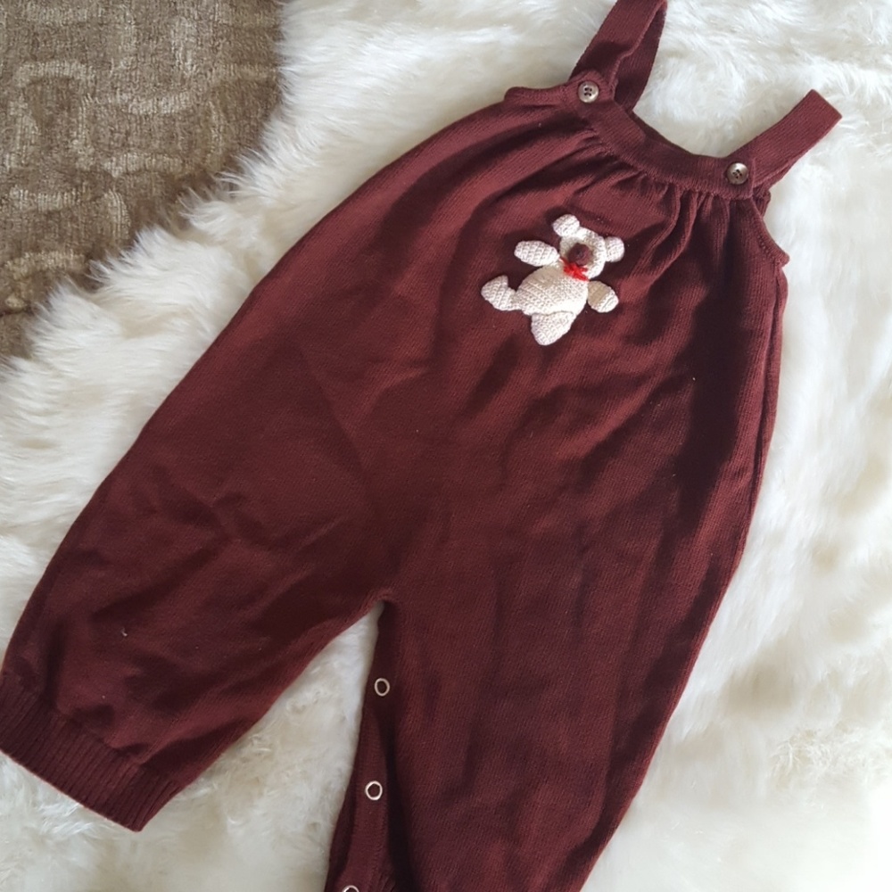🐻 Vintage Onesie Made in Peru